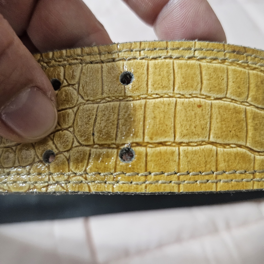 Escada belt - Picture 5 of 9
